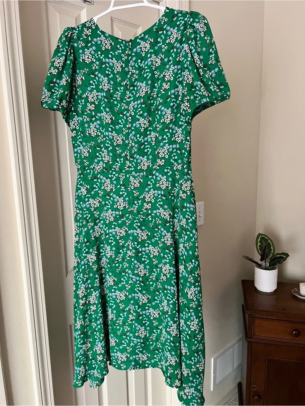 Green Floral Short-Sleeve A-Line Dress